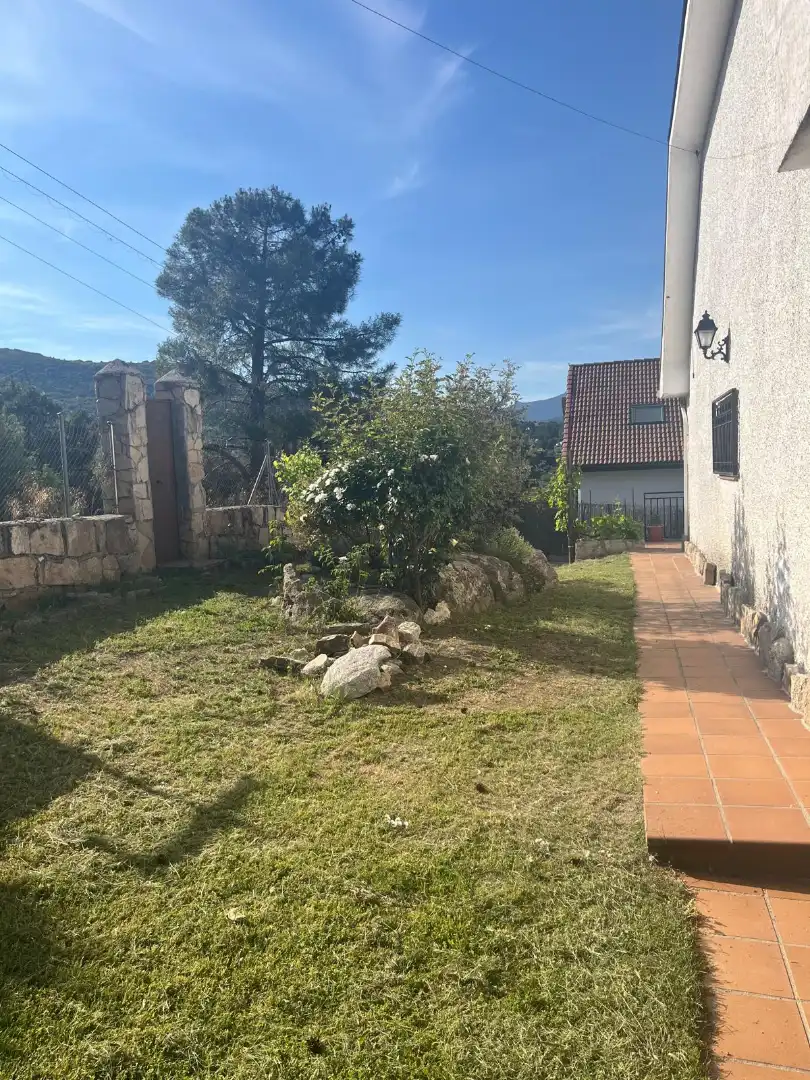 Casa o chalet de alquiler en Becerril de la Sierra con Aire acondicionado, Calefacción y Jardín privado