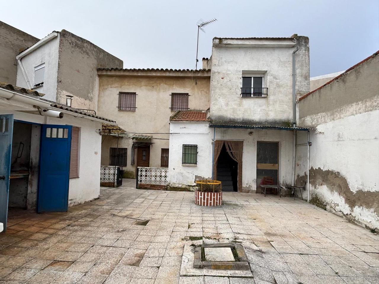 Vista exterior de Casa o chalet en venta en Cedillo del Condado