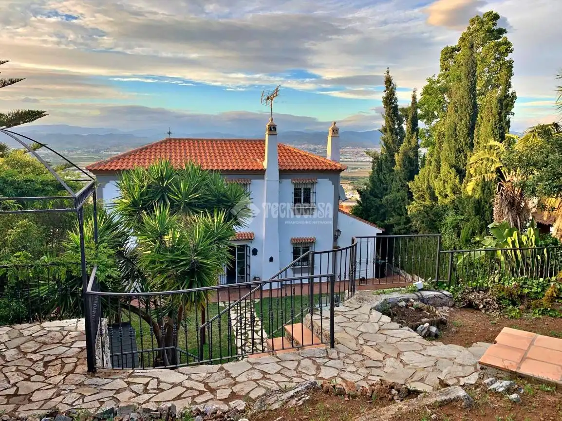 Casa o xalet en venda a Manantiales - Lagar - Cortijo