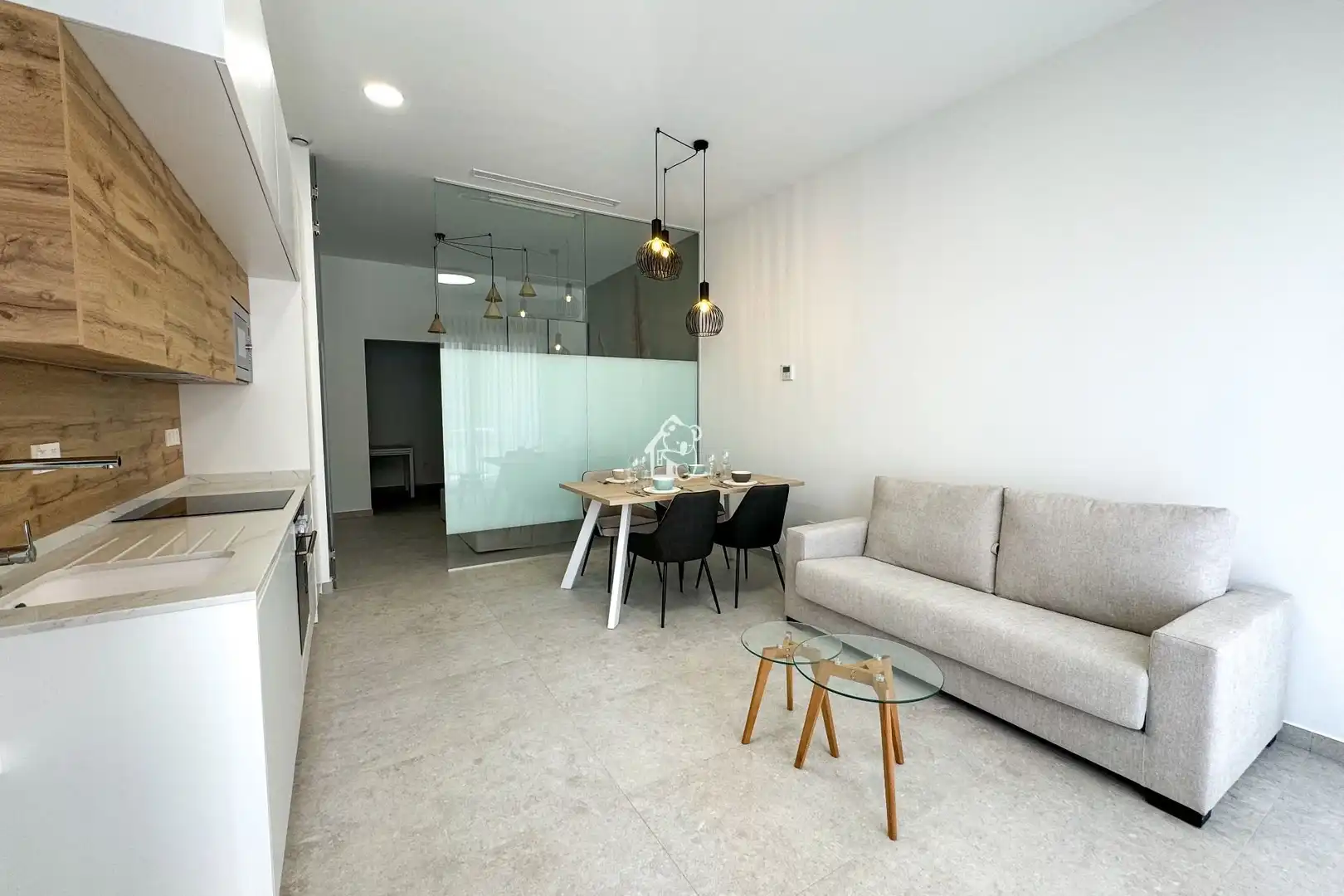 Sala de estar de Estudio de alquiler en Torrevieja con Aire acondicionado, Terraza y Amueblado