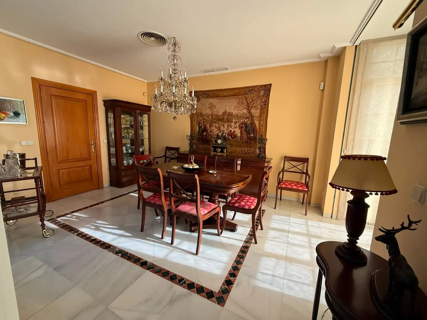 Comedor de Casa o chalet en venta en Córdoba con Aire acondicionado, Calefacción y Jardín privado