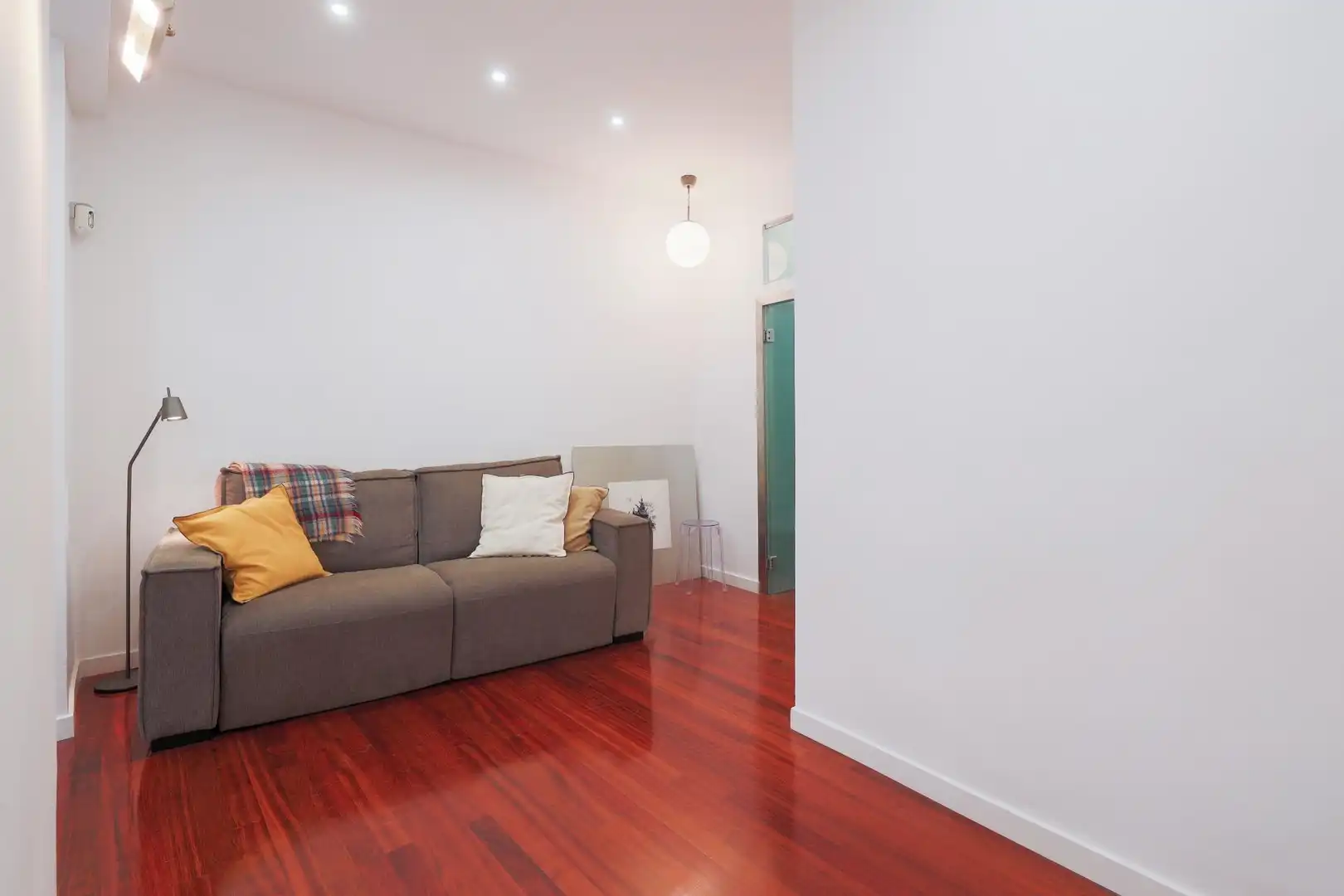 Ground floor for sale in Barcelona  with Air Conditioner, Heating and Parquet flooring