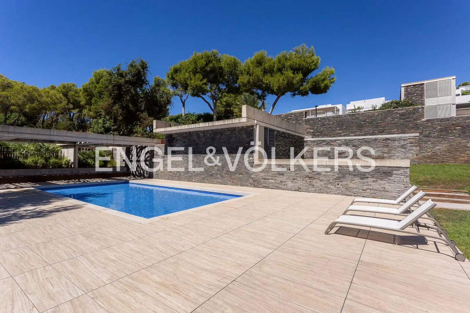 Piscina de Dúplex en venda en Sant Pere de Ribes amb Aire condicionat, Calefacció i Terrassa