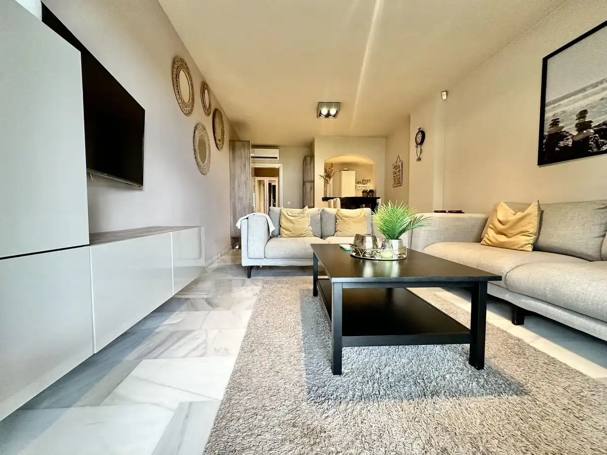 Apartamento con jardín en venta en Calahonda, imagen 12