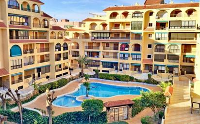 Vista exterior de Estudi en venda en Torrevieja amb Aire condicionat, Terrassa i Balcó