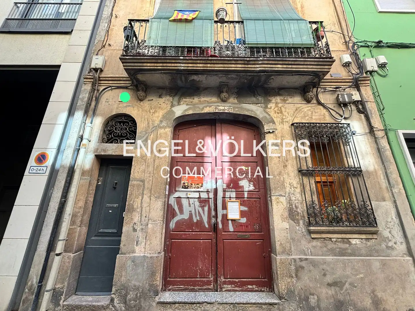 Vista exterior de Edificio en venta en Barcelona