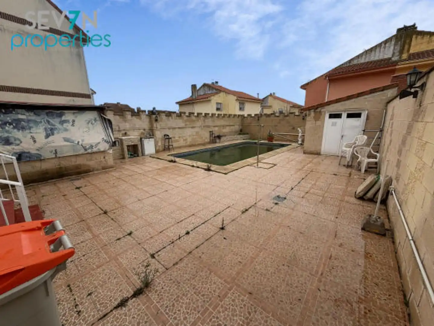 Vista exterior de Casa o xalet en venda en Las Ventas de Retamosa amb Aire condicionat, Calefacció i Terrassa
