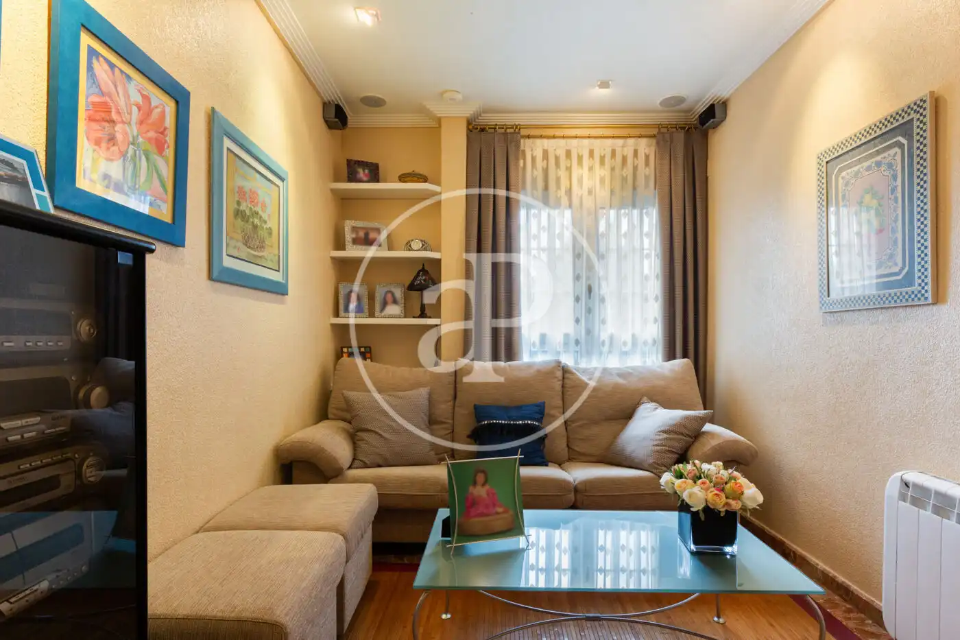 Sala de estar de Casa o chalet en venta en Elda con Aire acondicionado, Calefacción y Jardín privado