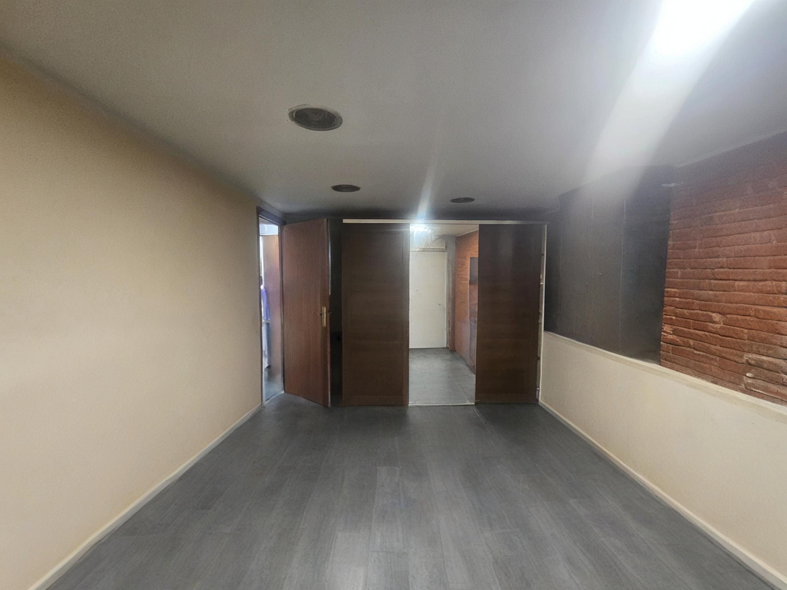 Planta baja for sale in  Barcelona Capital