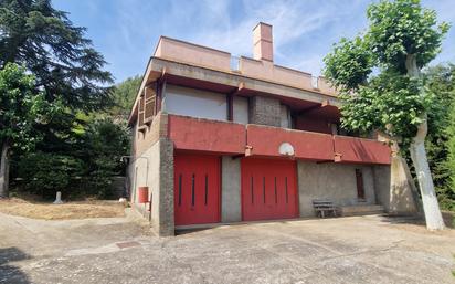 Exterior view of House or chalet for sale in  Lleida Capital  with Terrace, Swimming Pool and Balcony