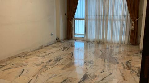 Foto 3 de Pis en venda a Parque Ayala - Jardín de la Abadía - Huelín, Málaga