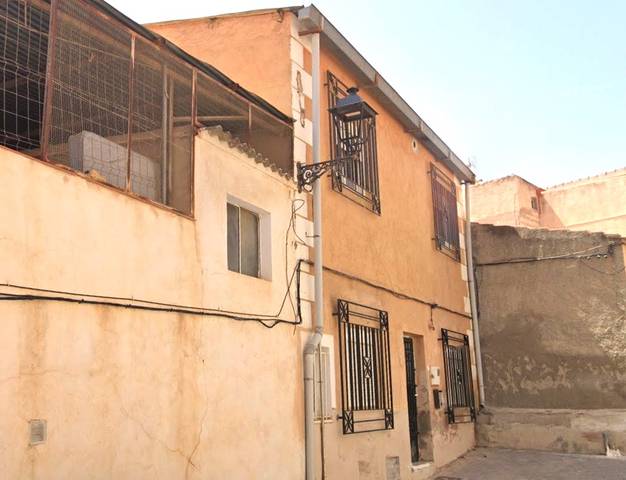 Casa-chalet en Venta en Horno Monjas, 9, -1 en Parroquias Altas