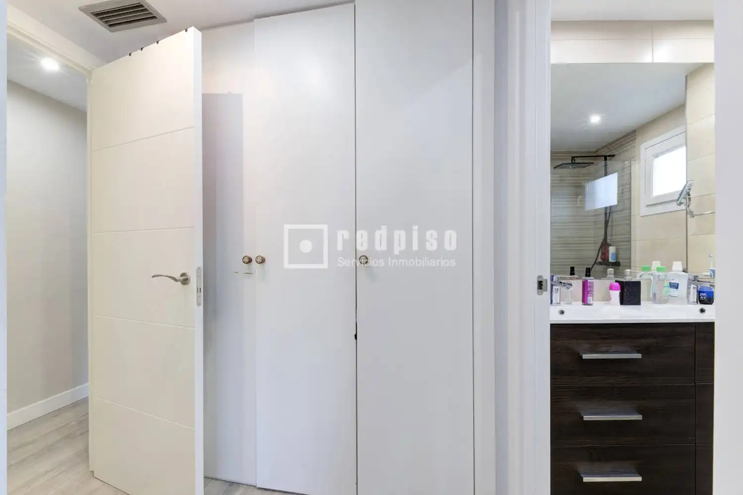 Bedroom of Flat for sale in Las Rozas de Madrid  with Air Conditioner, Heating and Private garden