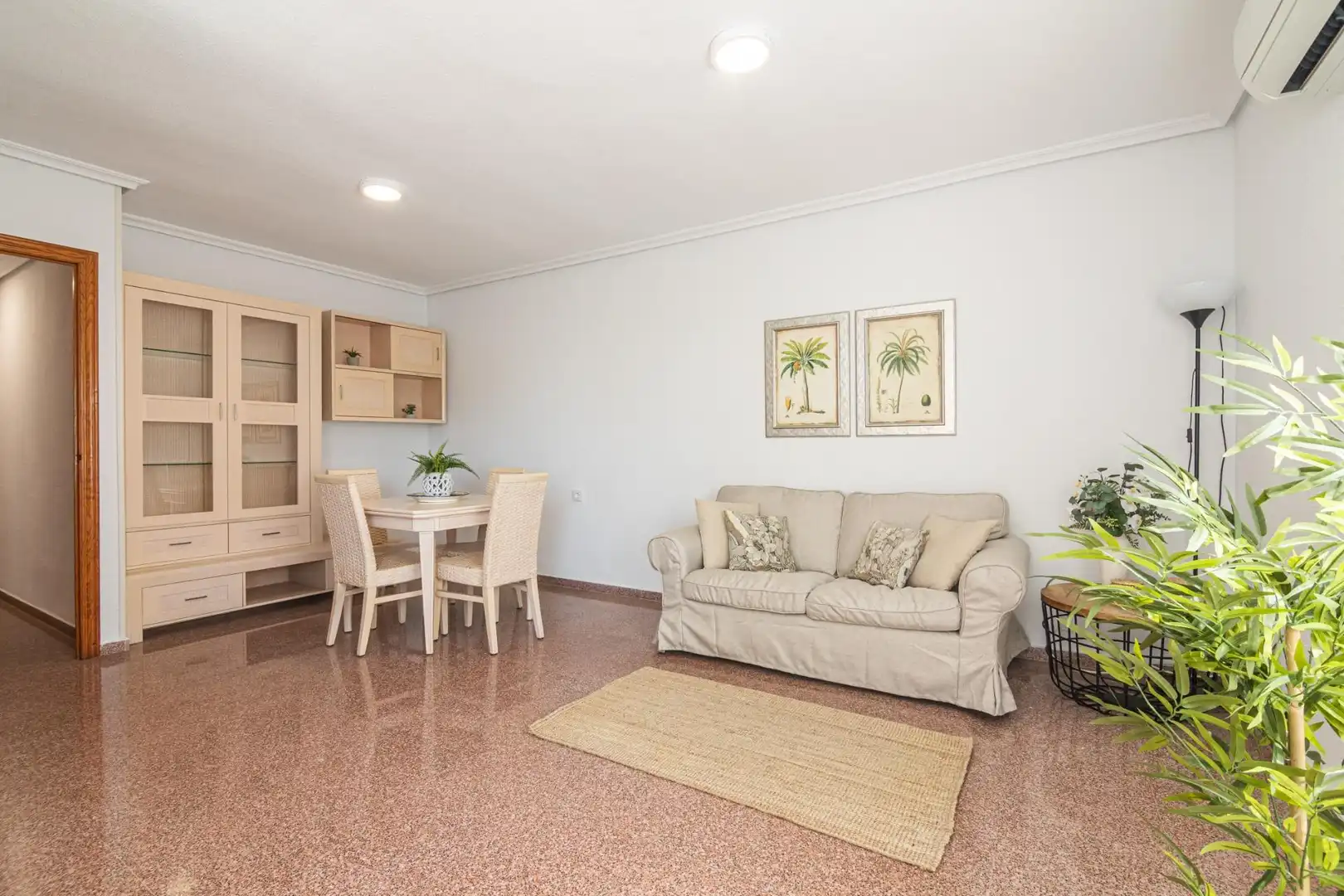 Living room of Flat for sale in Santa Pola  with Air Conditioner, Heating and Terrace