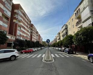 Vista exterior de Pis en venda en  Sevilla Capital