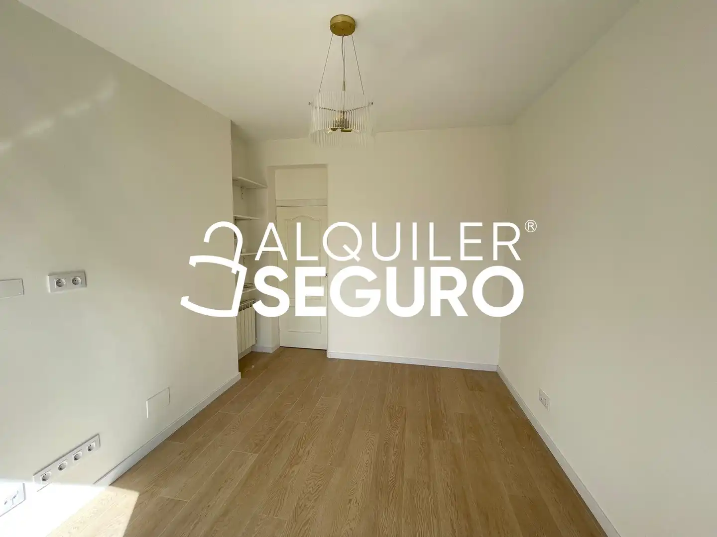 Wohnung zur Miete in de San Juan de Mata, Ciudad Universitaria