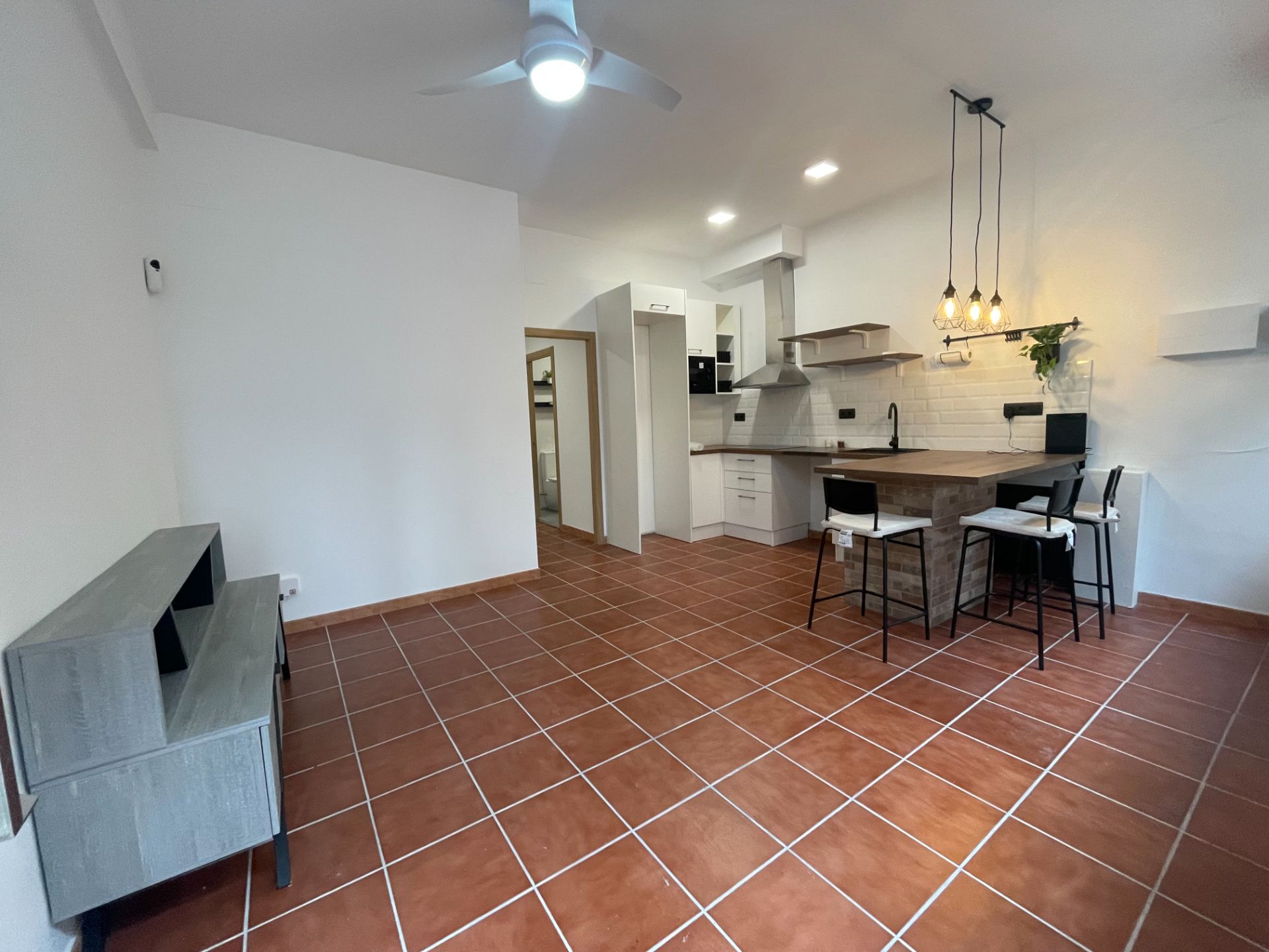 Local de lloguer a Camps Blancs