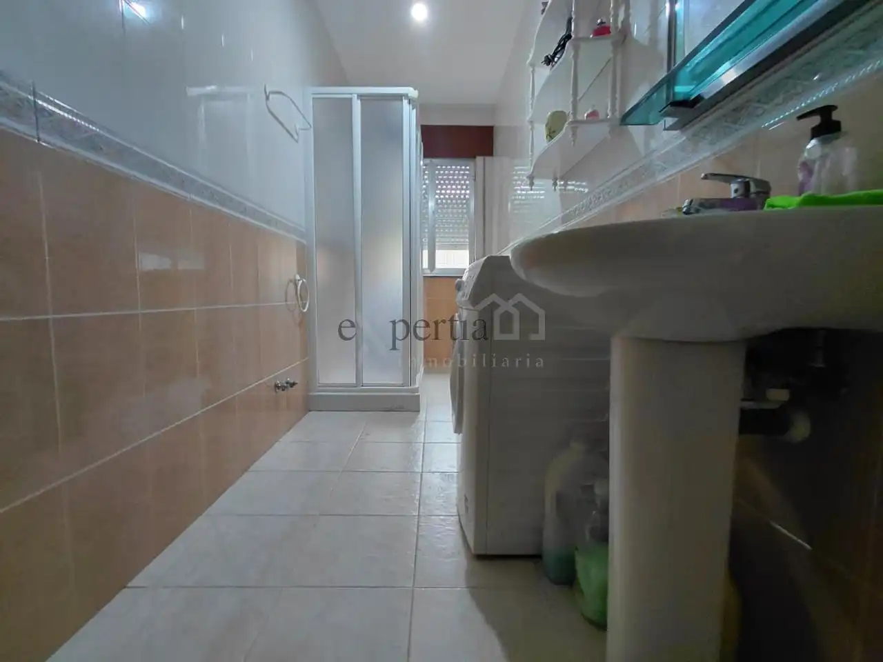 Bathroom of Flat for rent in Boiro  with Heating and Furnished
