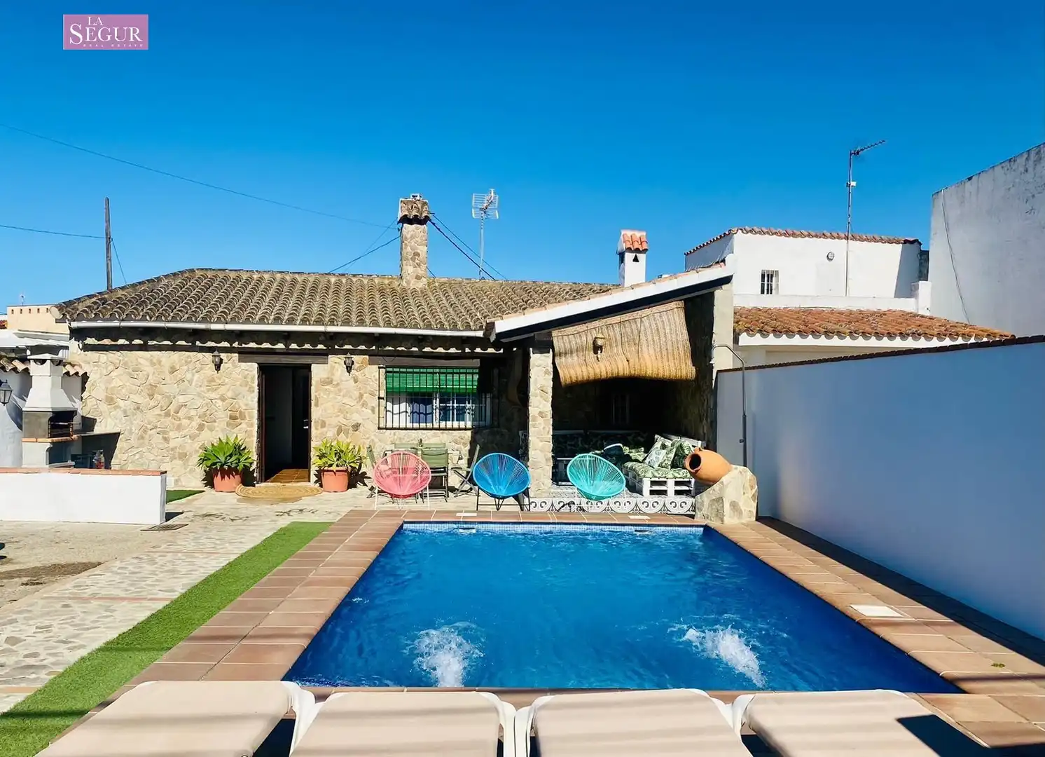 Piscina de Casa o chalet en venta en Conil de la Frontera con Terraza y Trastero