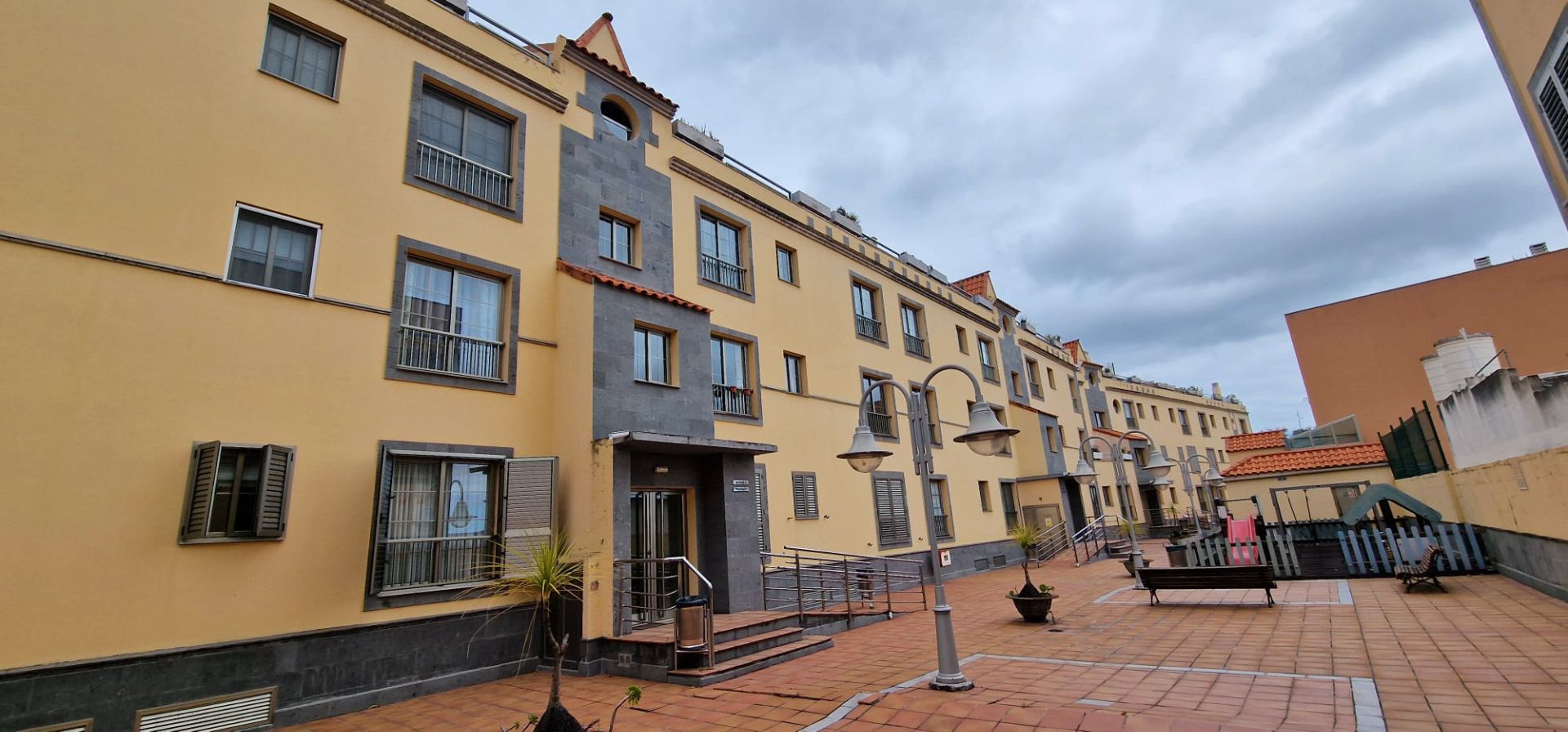 Vista exterior de Pis en venda en Santa Brígida amb Traster