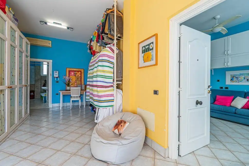 Maison rustique avec jardin à vendre à Calle Acacia 18, imagen 3