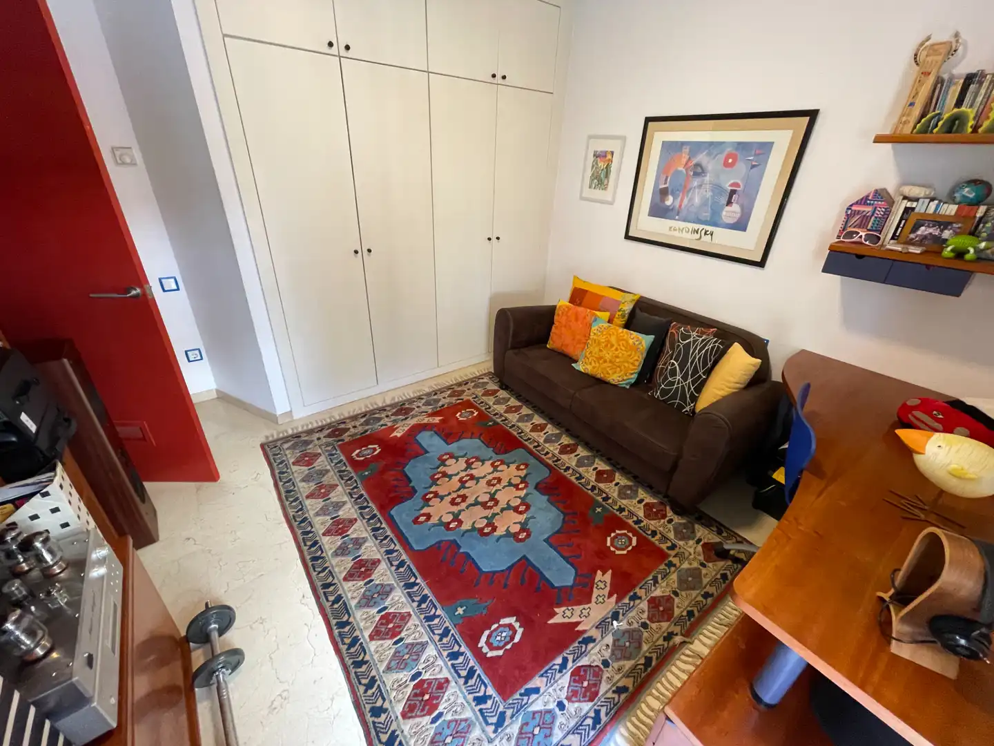 Sala de estar de Casa adosada en venta en Sitges con Aire acondicionado, Calefacción y Jardín privado