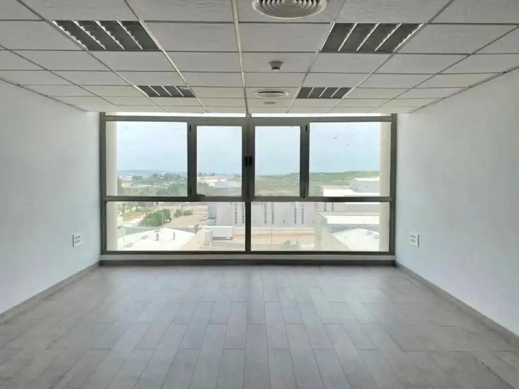 Oficina de alquiler en Ceutí