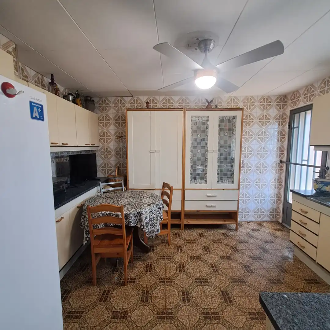 Casa amb terrassa en venda a Castellbisbal, imagen 4