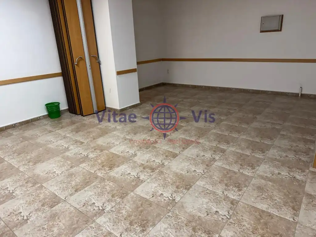 Local comercial de lloguer a Avenida Europa, imagen 11