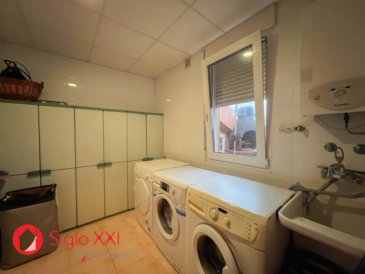 Duplex with lift for sale in Cariñena - Carinyena, imagen 9