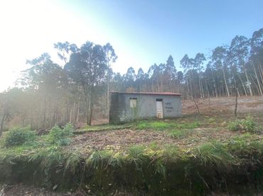 Terreny residencial en venda a Lugar Igrexa-Pontellas
