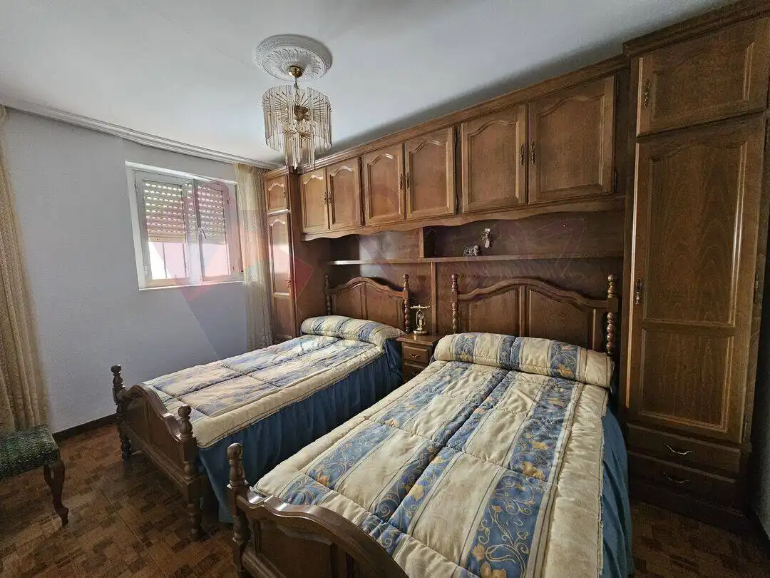 Habitación de Casa o chalet en venta en Ribafrecha con Calefacción, Trastero y Balcón