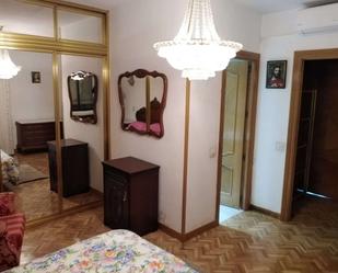 Bedroom of Flat to share in  Madrid Capital  with Air Conditioner and Terrace