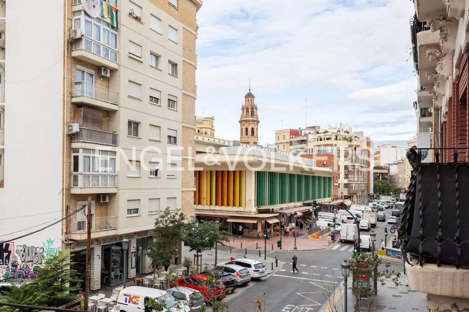 Exterior view of Houses for sale in Valencia  with Heating