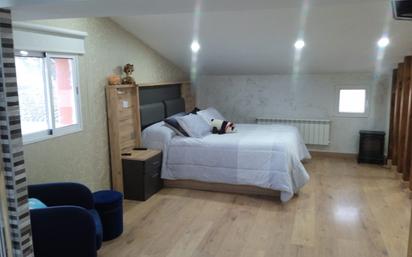 Bedroom of House or chalet for sale in  Logroño  with Heating, Parquet flooring and Terrace