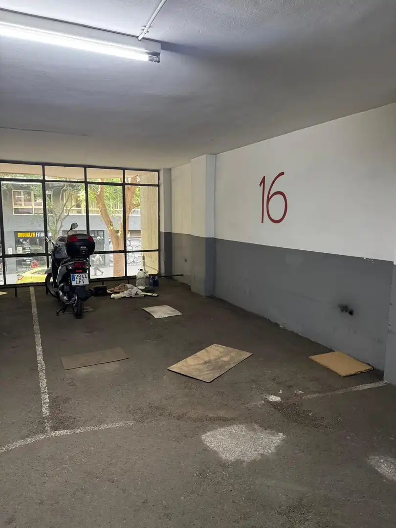 Garaje en venta en Barcelona
