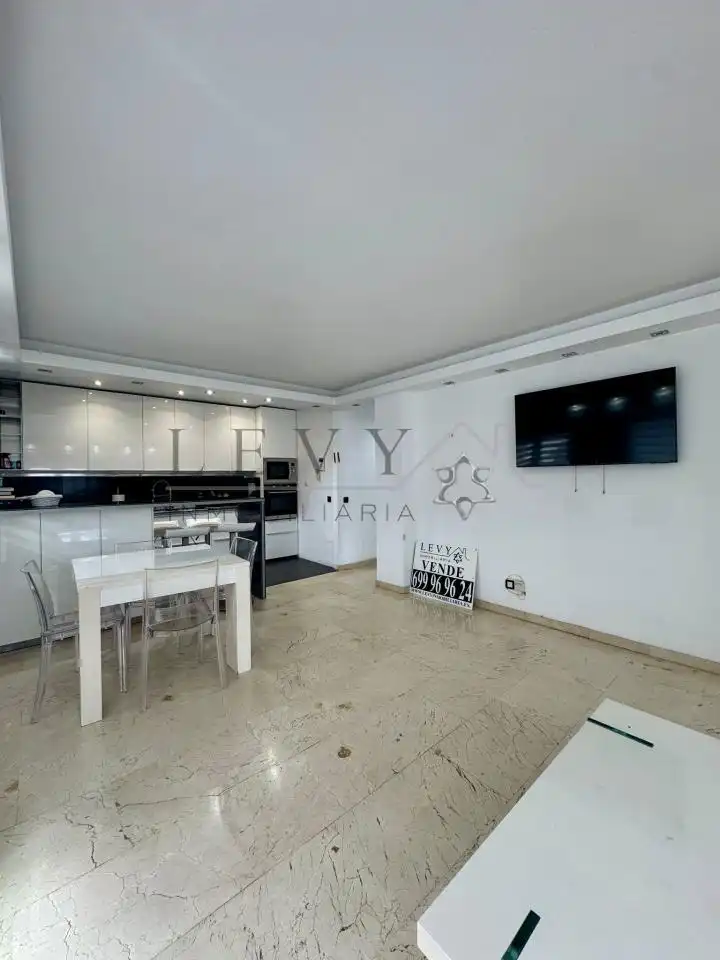 Cocina de Apartamento en venta en Marbella con Aire acondicionado, Calefacción y Terraza