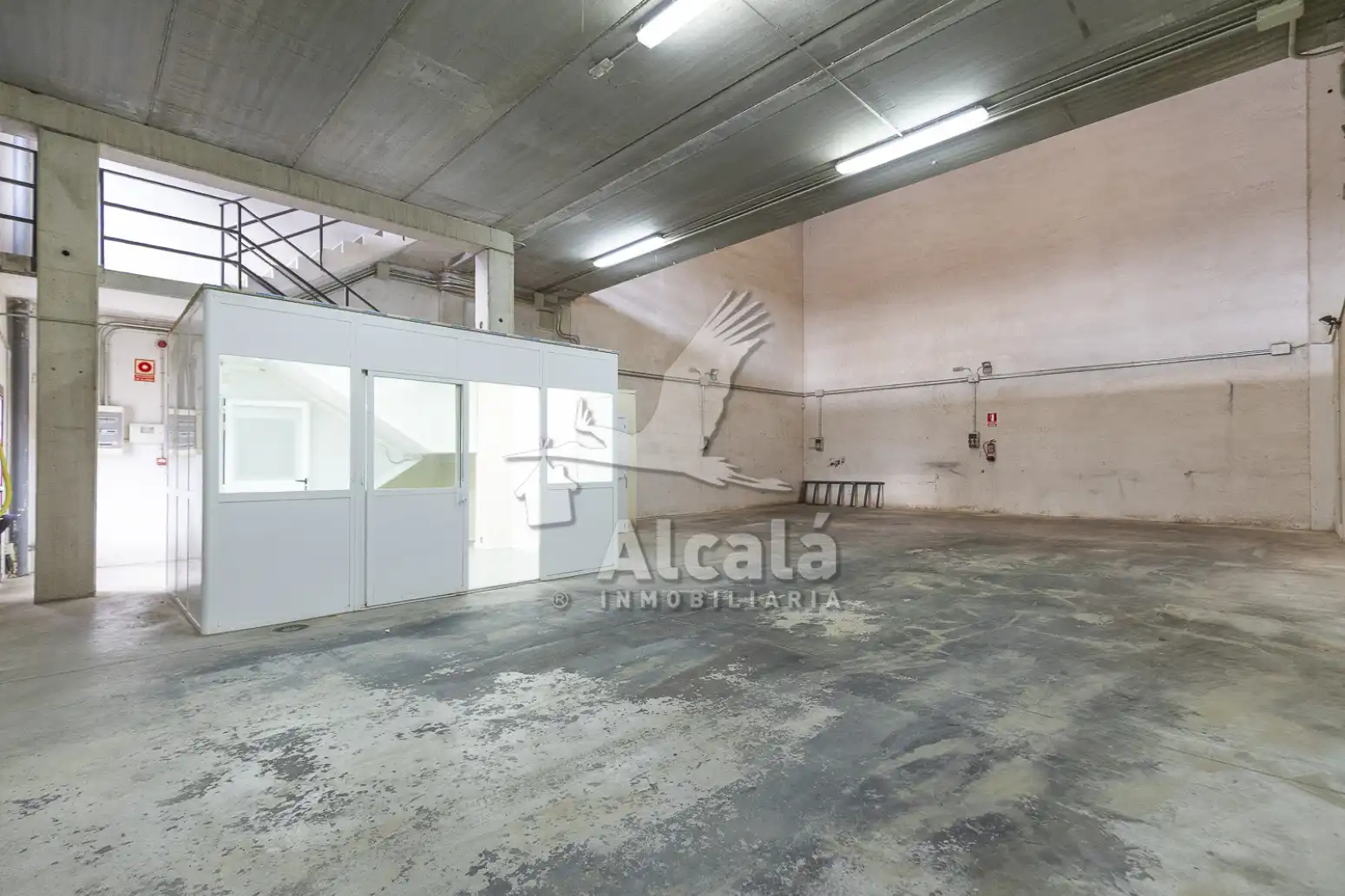 Industrial buildings for sale in Daganzo de Arriba, Madrid