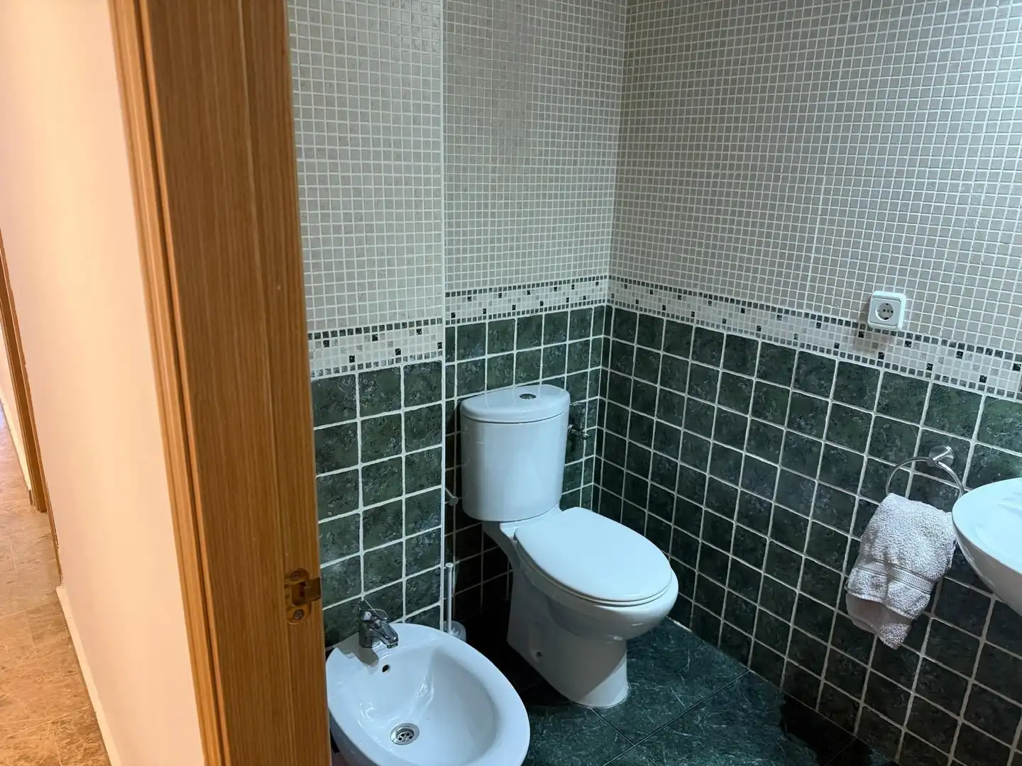 Baño de Piso de alquiler en Valencia con Aire acondicionado y Balcón