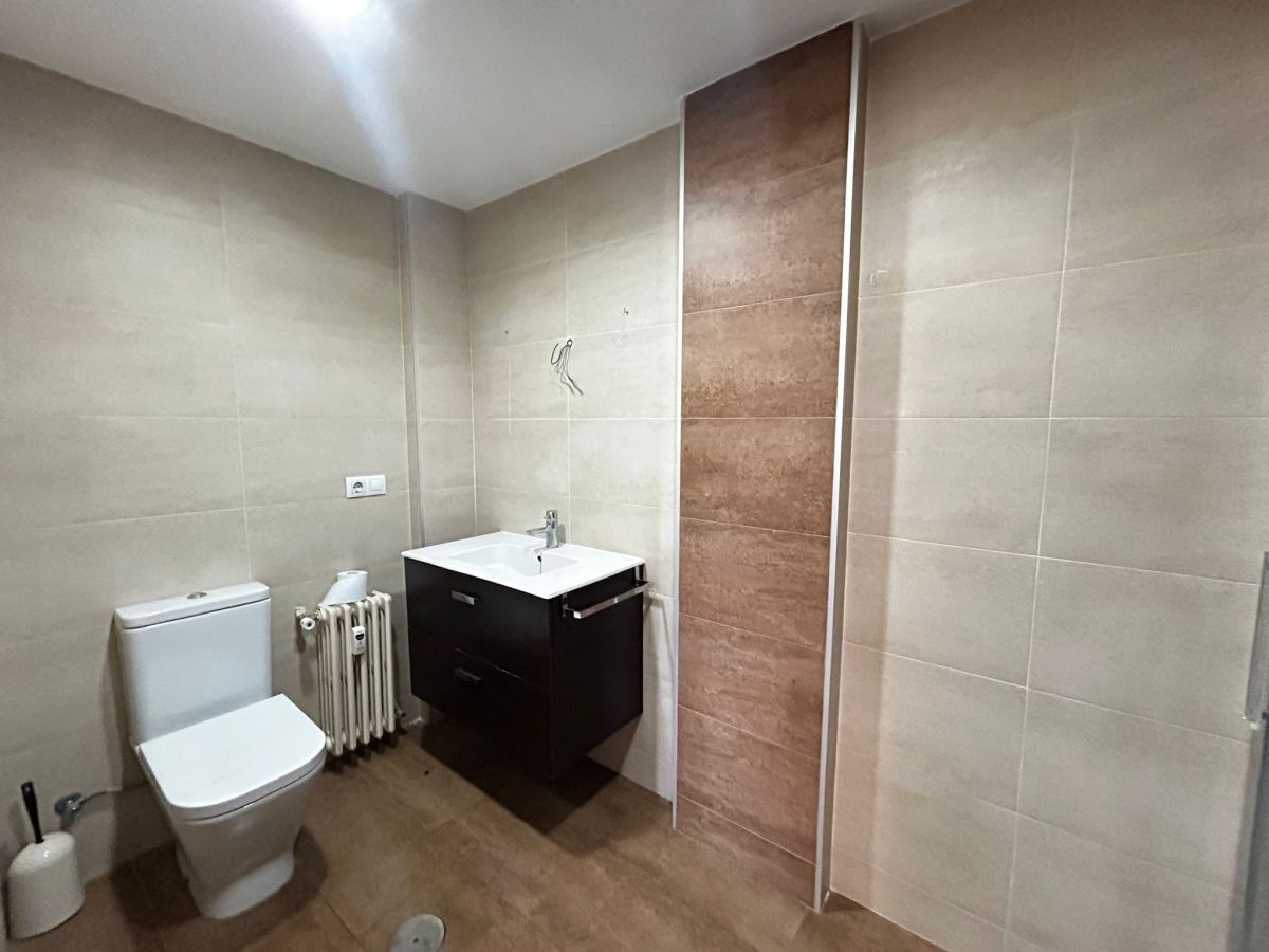 Bany de Pis de lloguer en  Albacete Capital amb Aire condicionat, Calefacció i Terrassa