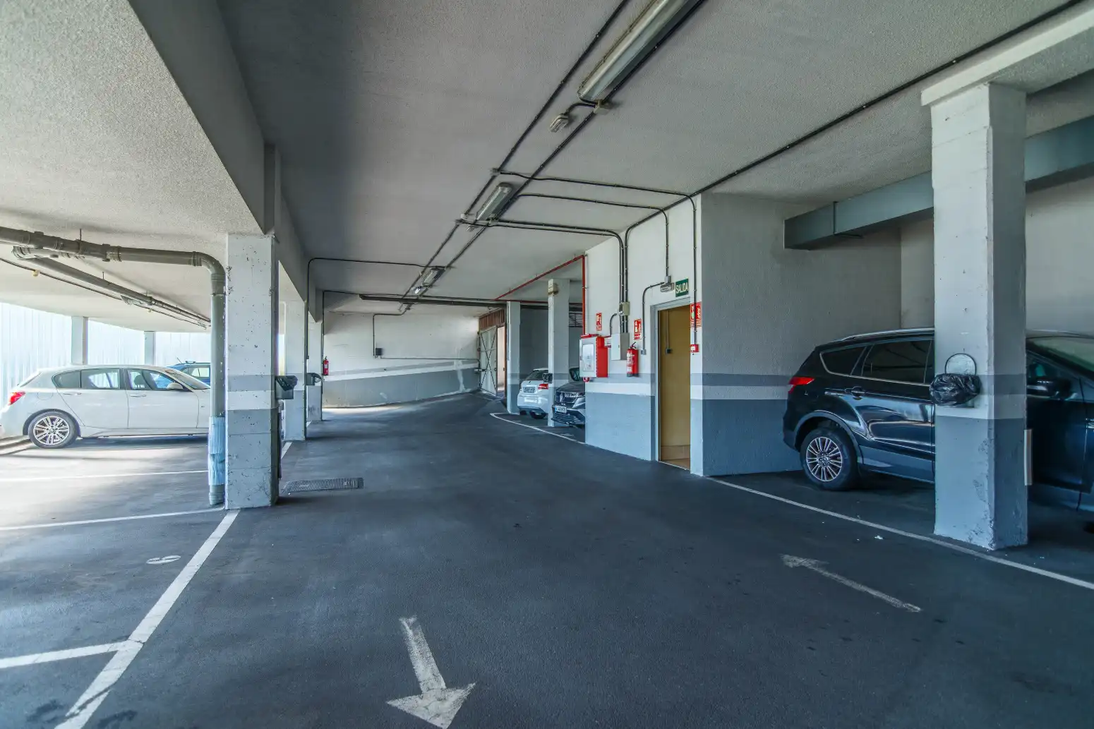 Parking of Flat for sale in El Carbayedo - El Quirinal