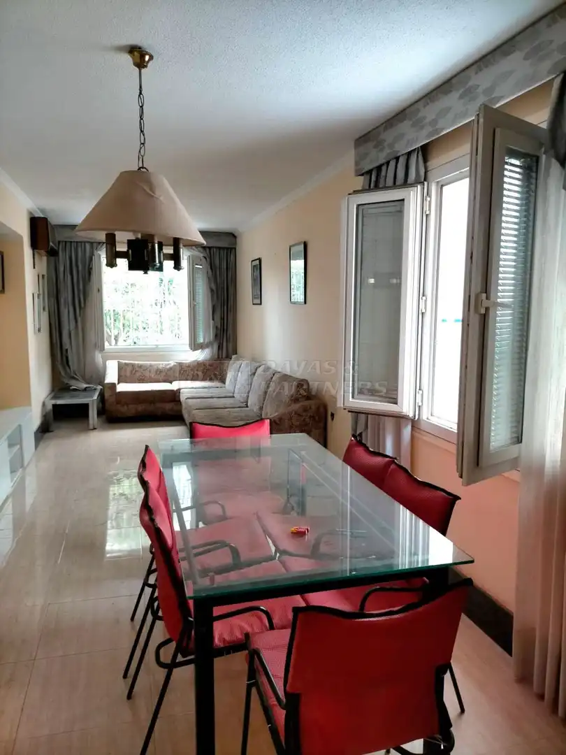 Menjador de Casa o xalet en venda en Orihuela amb Jardí privat, Terrassa i Traster