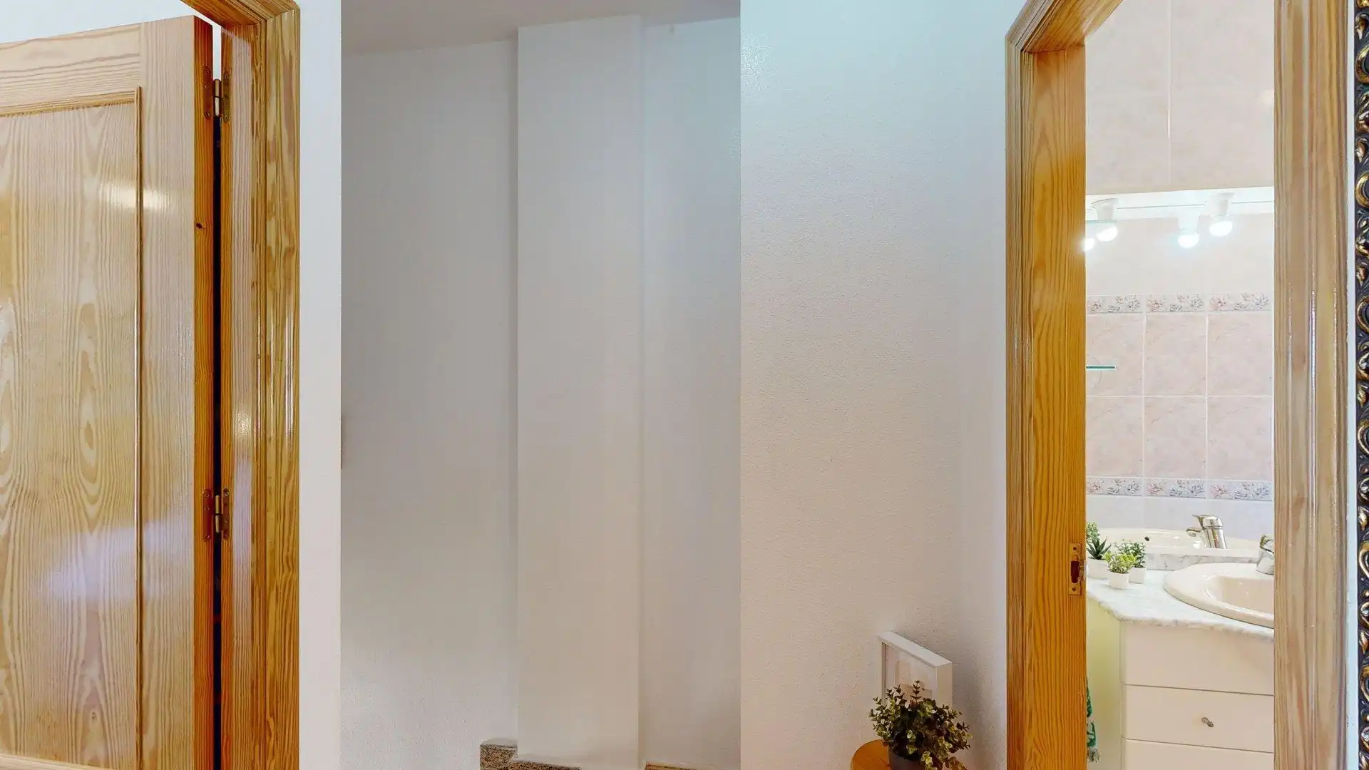 Casa adosada en venta en Pilar de la Horadada con Jardín privado, Terraza y Balcón