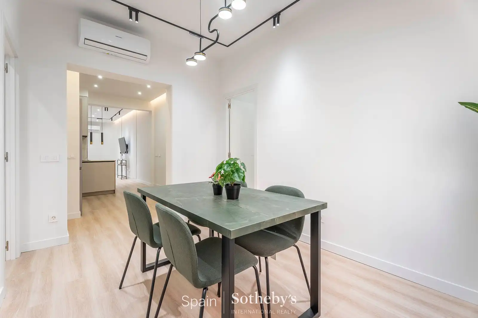 Appartement compact avec ascenseur à vendre à Paseo de la Reina Cristina, imagen 9