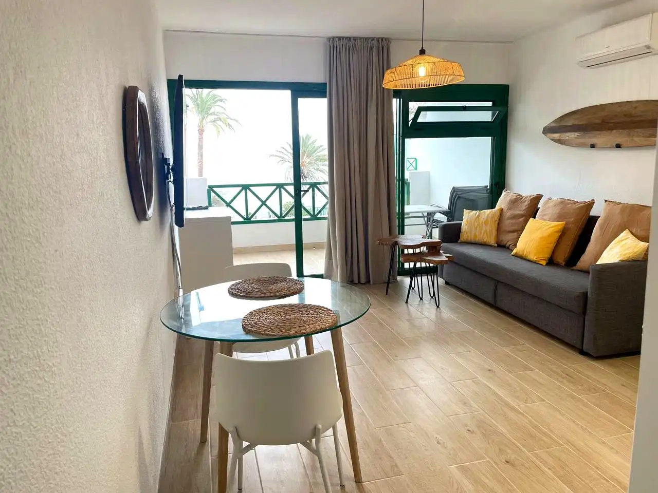 Planta baja de alquiler en Azucenas, San Agustín - Bahía Feliz
