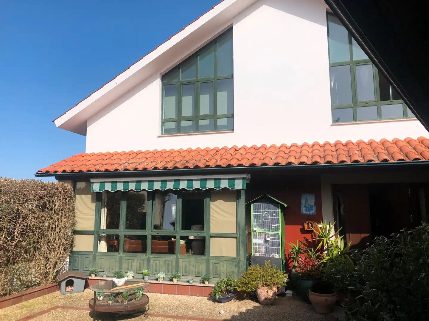 Außenansicht von Haus oder Chalet zum Verkauf in Oleiros mit Privatgarten, Parkett und Terrasse