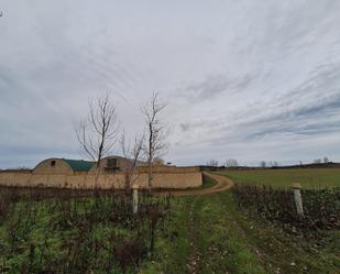 Industrial buildings for sale in Sahagún