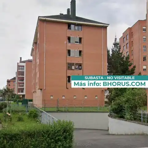 Vista exterior de Piso en venta en Oviedo 