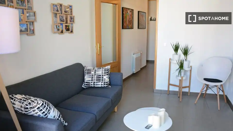 Appartamento con terrazza in affitto a Centro, imagen 4