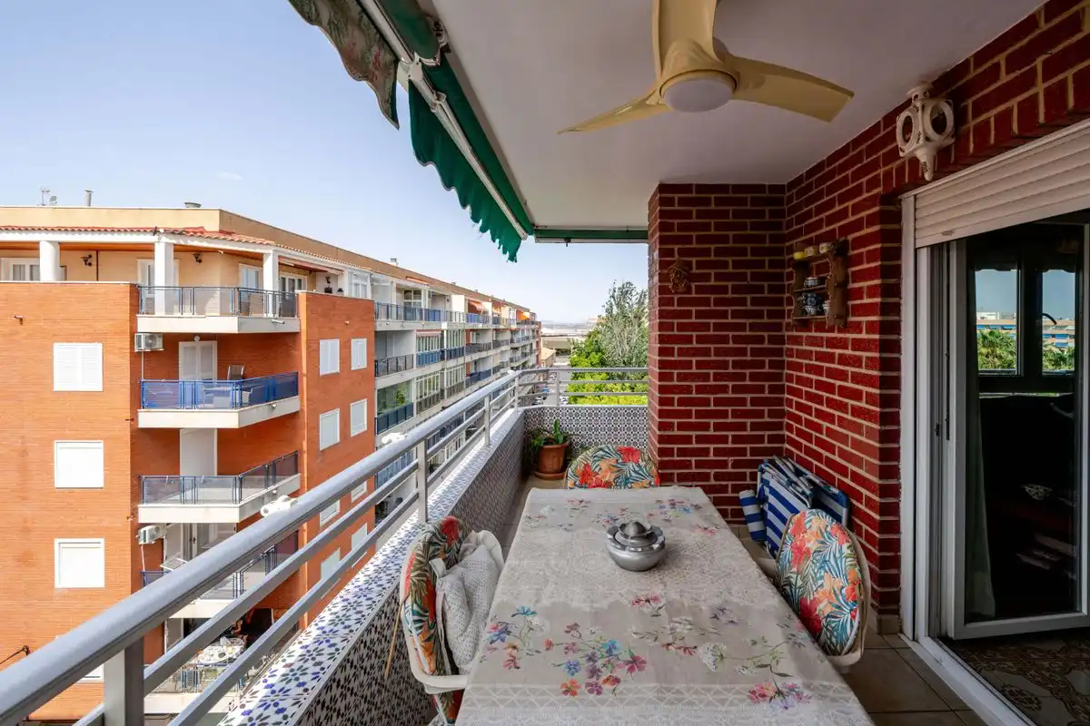 Piso con ascensor en venta en Calle San Miguel de Salinas, imagen 5